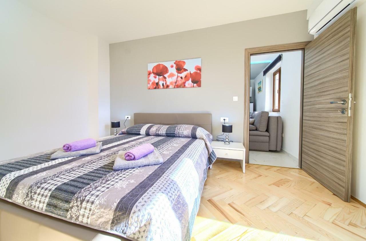 Nadija Studio Apartmani クルク エクステリア 写真